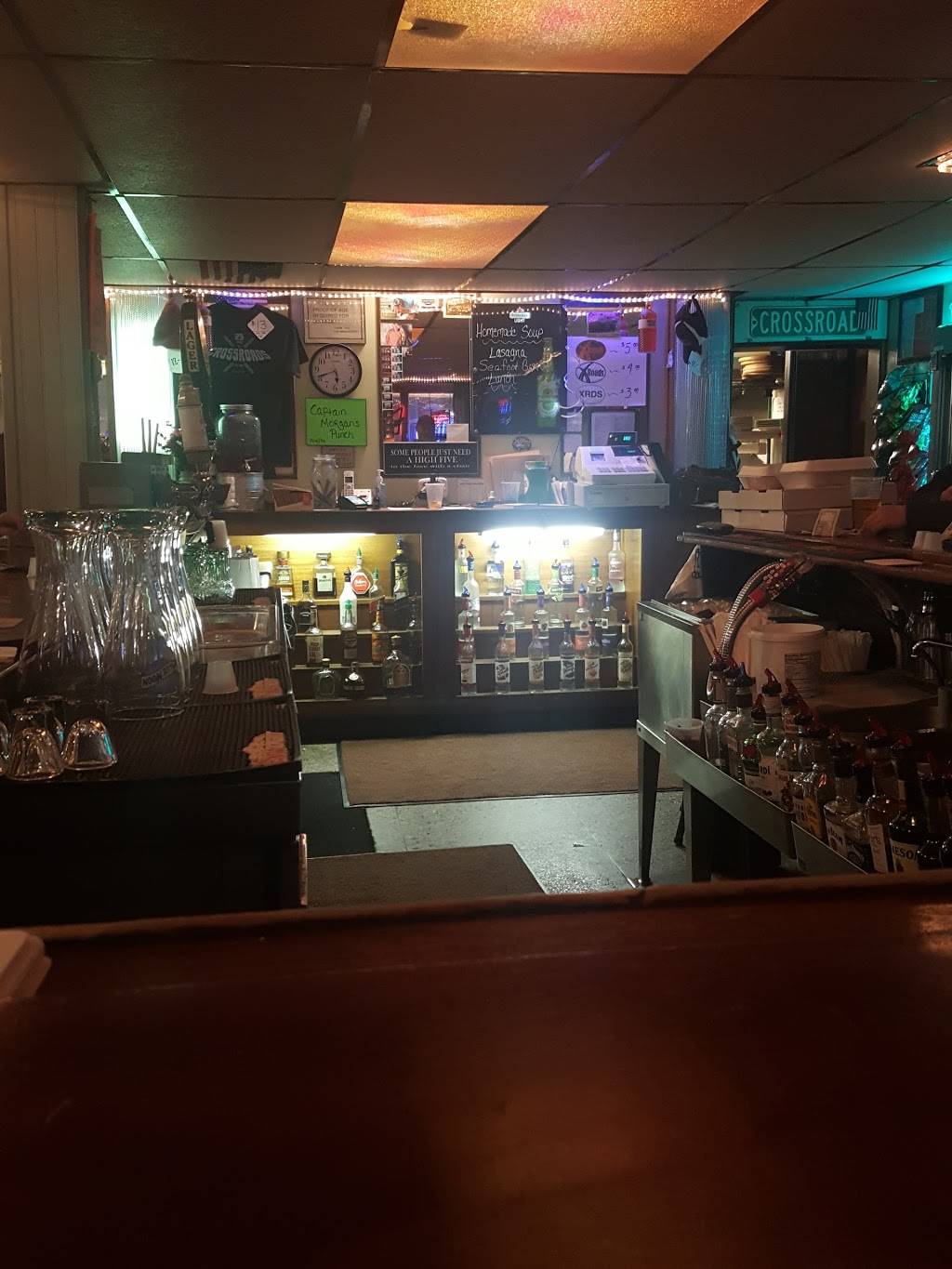 The Crossroads | restaurant | 93 PA-296, Waymart, PA 18472, USA | 5704885050 OR +1 570-488-5050