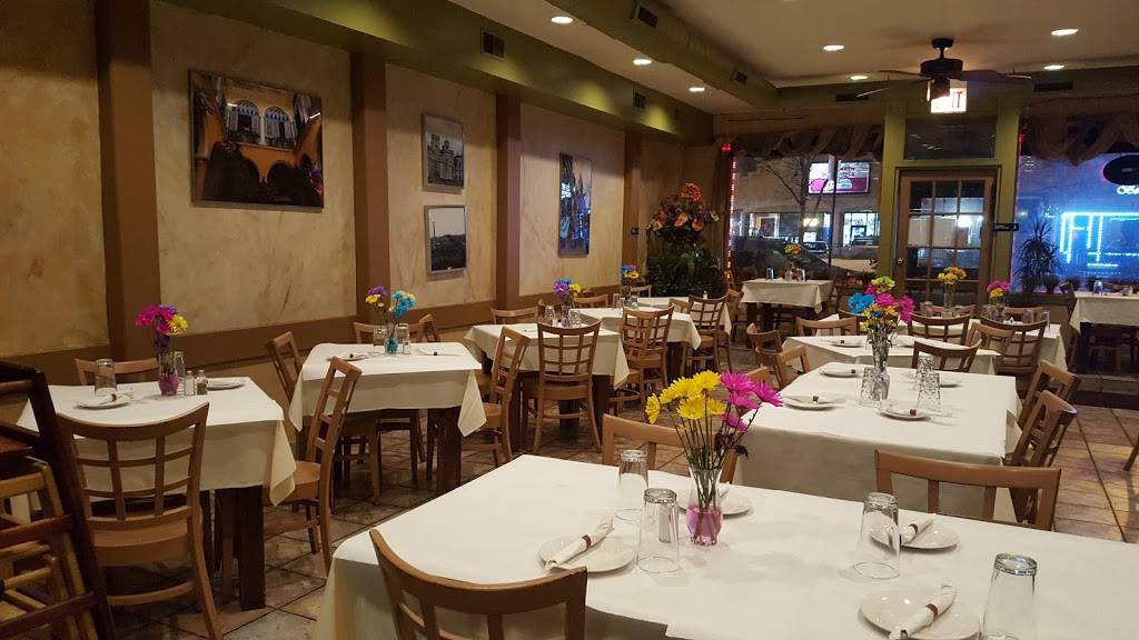 DCuba Restaurant | restaurant | 5653 W Fullerton Ave, Chicago, IL 60639, USA | 7732370900 OR +1 773-237-0900