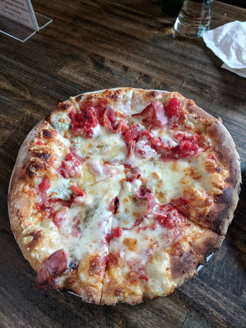 Dock Street Brewing Co | restaurant | 701 S 50th St, Philadelphia, PA 19143, USA | 2157262337 OR +1 215-726-2337