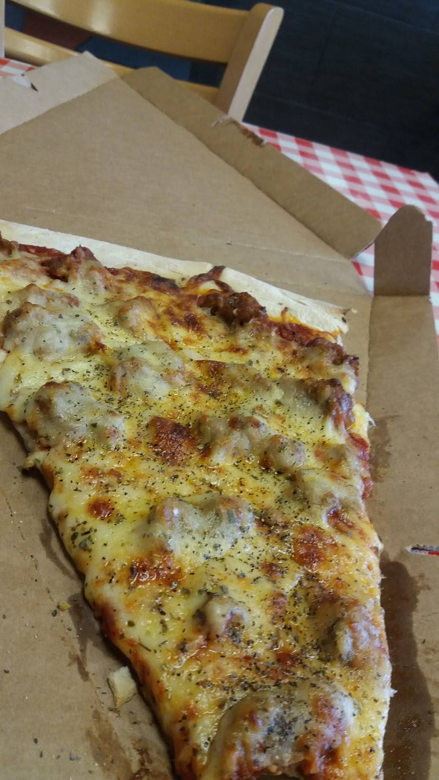 Damenzos Pizza | restaurant | 7300 Roosevelt Rd, Forest Park, IL 60130, USA | 7087715705 OR +1 708-771-5705