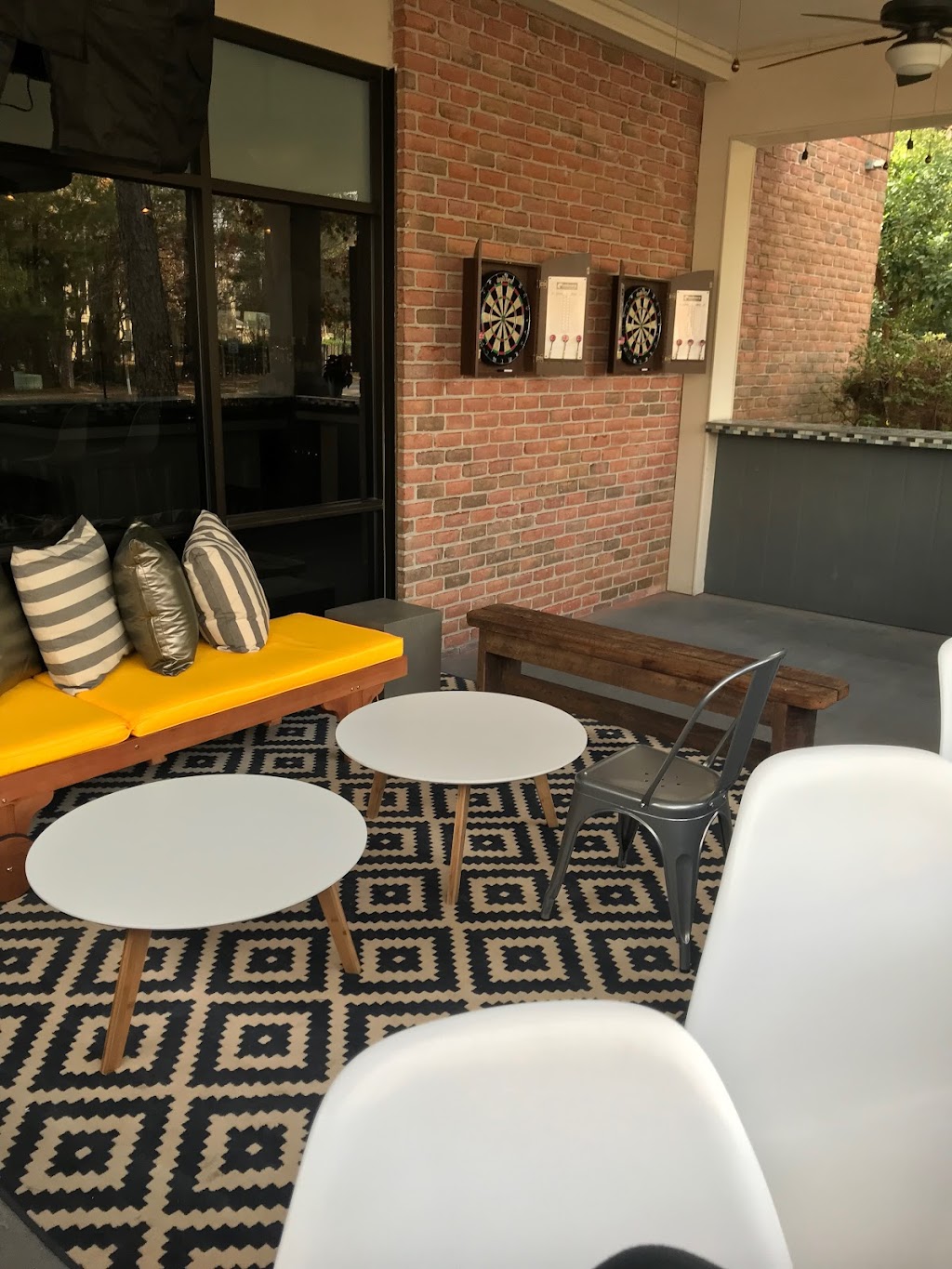 St Ann Wine Bar | night club | 22 St Ann Dr #2, Mandeville, LA 70471, USA | 9857780505 OR +1 985-778-0505