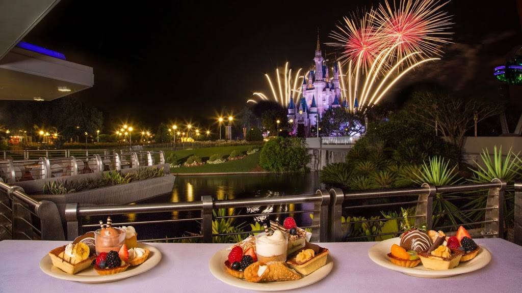 Galactic Grill | restaurant | 1313 S Harbor Blvd, Anaheim, CA 92802, USA | 7147813463 OR +1 714-781-3463