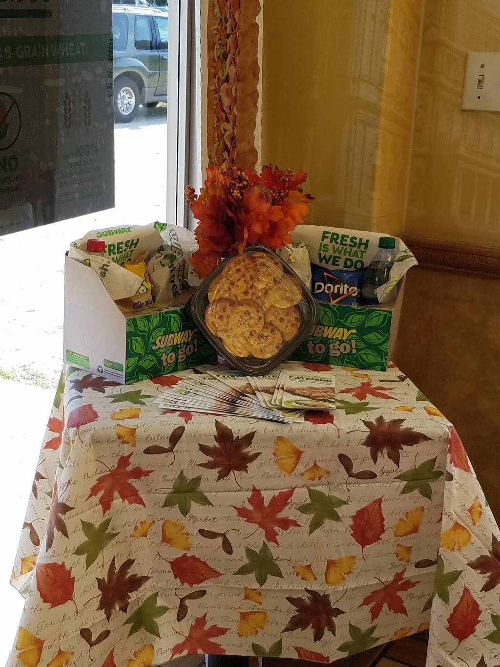 Subway | restaurant | 723 US-19, Crystal River, FL 34429, USA | 3527952416 OR +1 352-795-2416