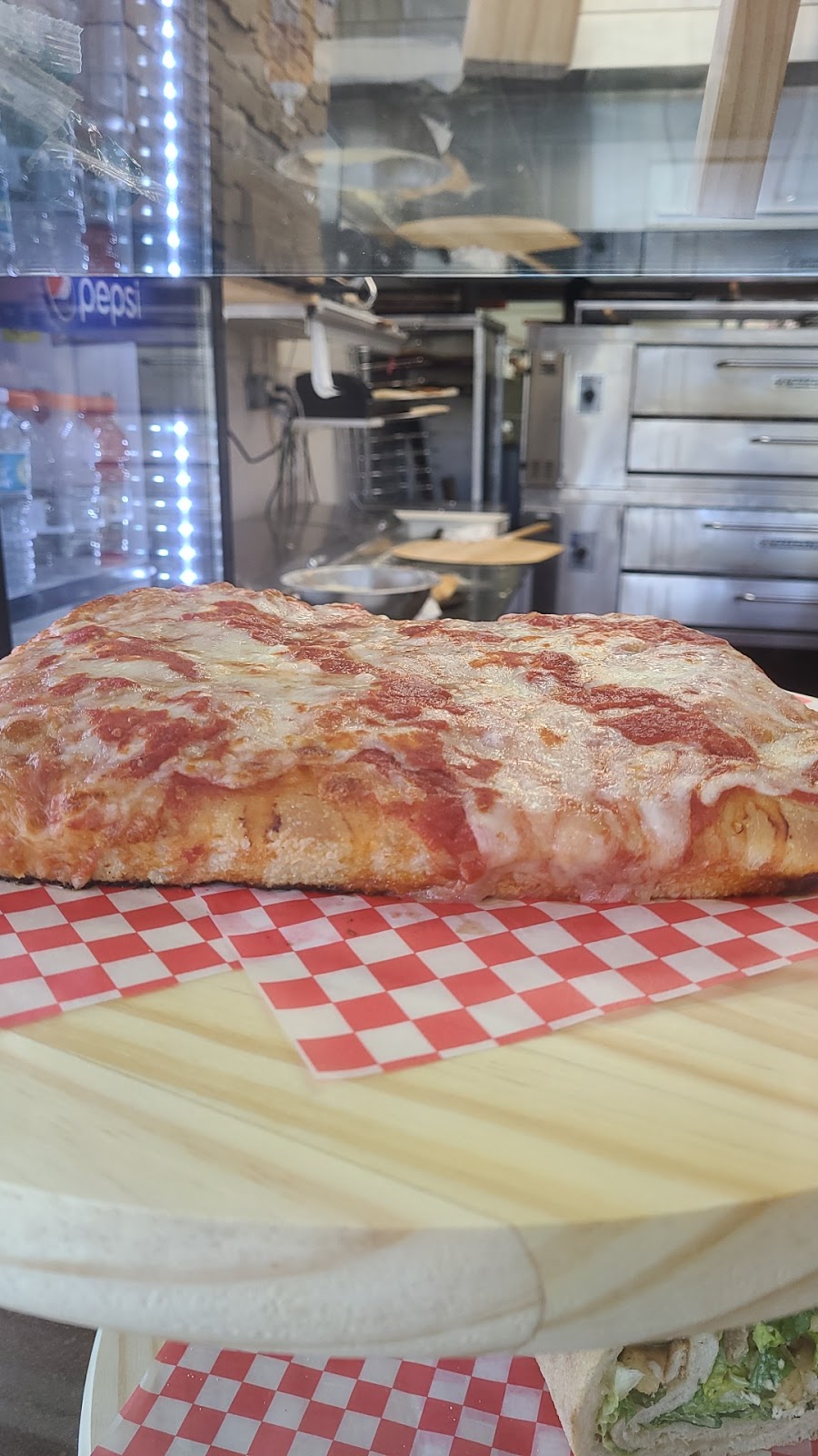 Ciro’s NY Pizza | restaurant | 1665 WP Ball Blvd, Sanford, FL 32771, USA | 4075311151 OR +1 407-531-1151