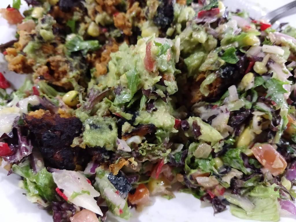 Doc Greens Salads & Grill | restaurant | 410 N Hillside St Suite #1000, Wichita, KS 67214, USA | 3162528124 OR +1 316-252-8124