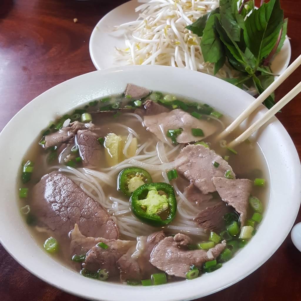 Pho 36 | restaurant | 19417 36th Ave W # A1, Lynnwood, WA 98036, USA | 4256727560 OR +1 425-672-7560