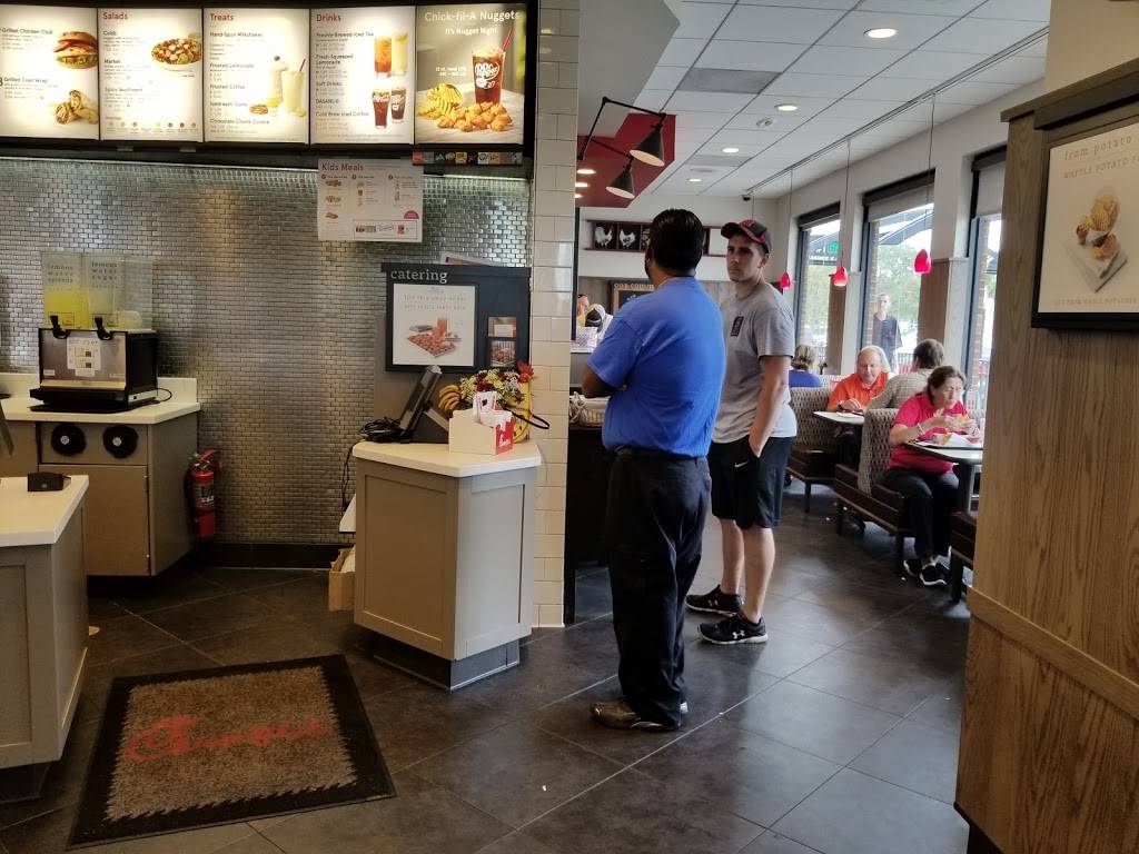 Chick-fil-A | restaurant | 11325 Causeway Blvd, Brandon, FL 33511, USA | 8136551237 OR +1 813-655-1237