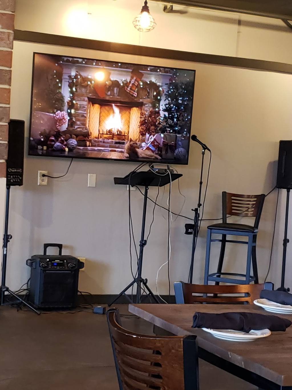 Mikkis | restaurant | 660 Auburn Folsom Rd 104 & 105, Auburn, CA 95603, USA | 5305372258 OR +1 530-537-2258