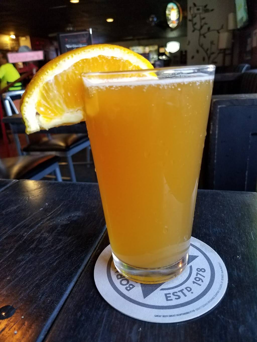 The Glass House Bar and Grill | restaurant | 5160 W Northern Ave, Glendale, AZ 85301, USA | 6235948021 OR +1 623-594-8021