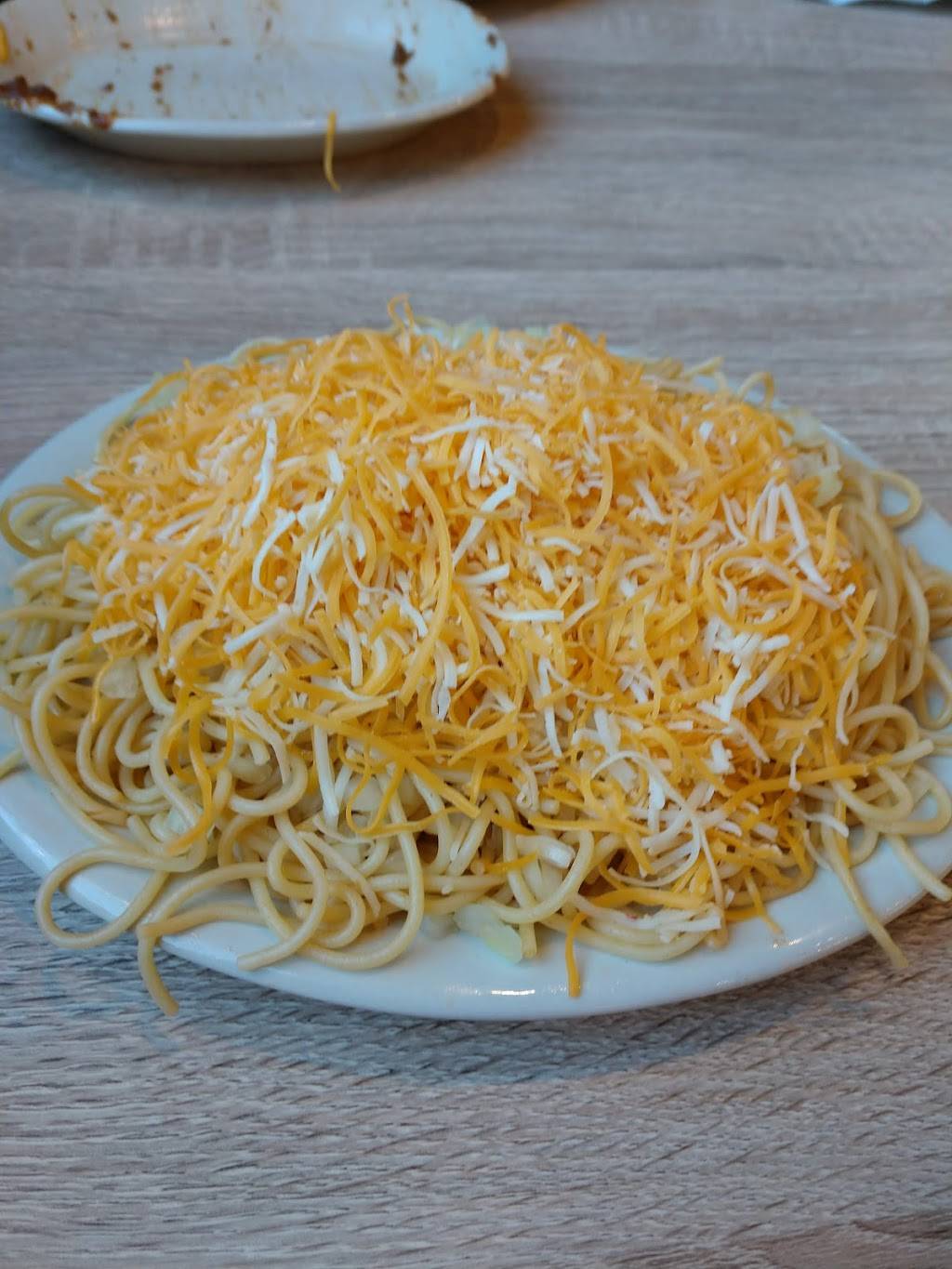 Skyline Chili | restaurant | 553 W Plane St, Bethel, OH 45106, USA | 5137343334 OR +1 513-734-3334