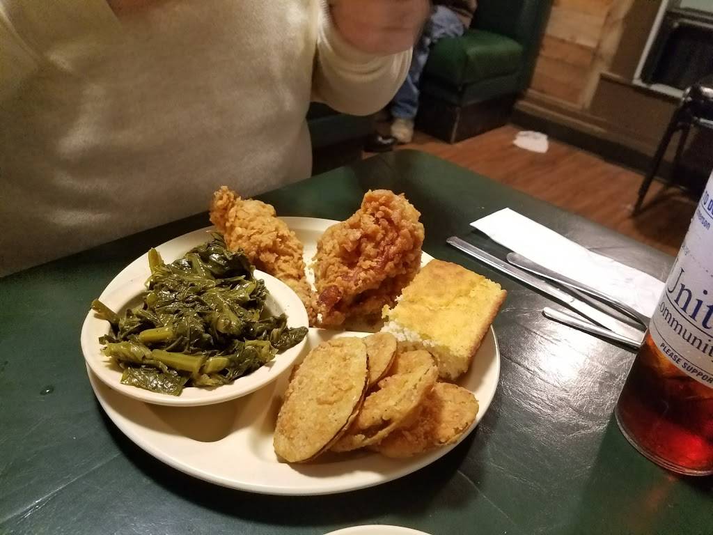 Dougs Place | restaurant | 696 GA-293, Emerson, GA 30137, USA | 7703829063 OR +1 770-382-9063