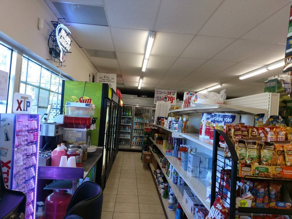 Highland Mini Mart | restaurant | 226 N Highland St, Gastonia, NC 28052, USA | 7042156679 OR +1 704-215-6679