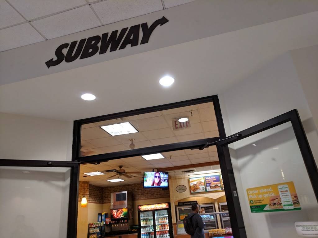 Subway | meal takeaway | 111 W Washington St Suite 171, Indianapolis, IN 46204, USA | 3176858000 OR +1 317-685-8000