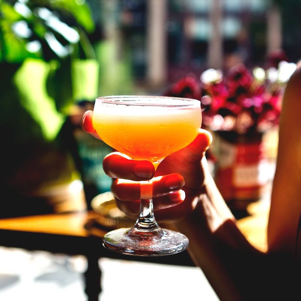 Settle Down Tavern | restaurant | 117 S Pinckney St, Madison, WI 53703, USA | 6084426335 OR +1 608-442-6335