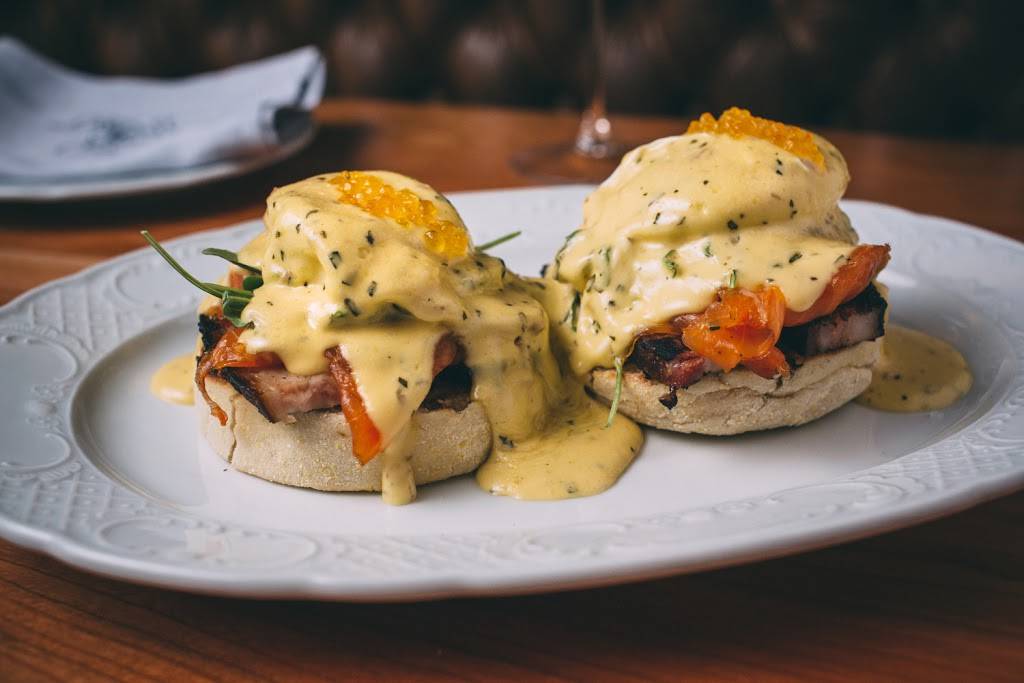 Cherry Circle Room | restaurant | 12 S Michigan Ave, Chicago, IL 60603, USA | 3127923515 OR +1 312-792-3515