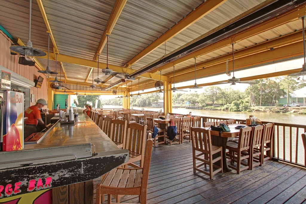 LuLu’s Gulf Shores | restaurant | 200 E 25th Ave, Gulf Shores, AL 36542, USA | 2519675858 OR +1 251-967-5858