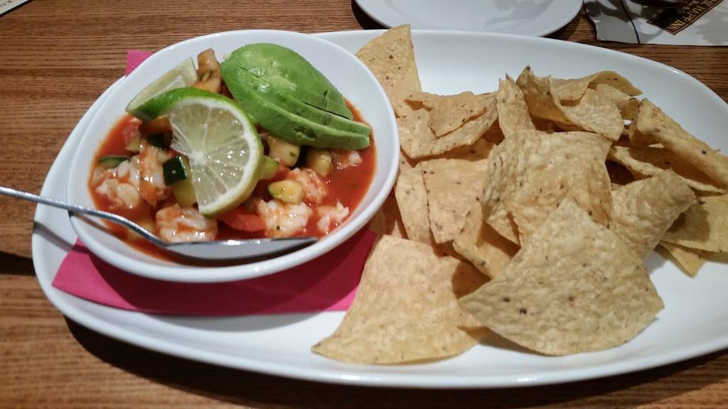 The Happ Inn Bar & Grill | restaurant | 305 N Happ Rd, Northfield, IL 60093, USA | 8477849200 OR +1 847-784-9200