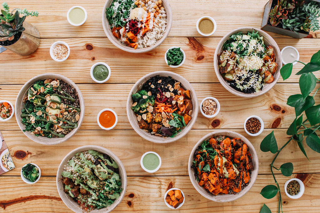 della bowls in The Doral Yard | restaurant | 8455 NW 53rd St SUITE 106, Doral, FL 33166, USA | 3055073869 OR +1 305-507-3869