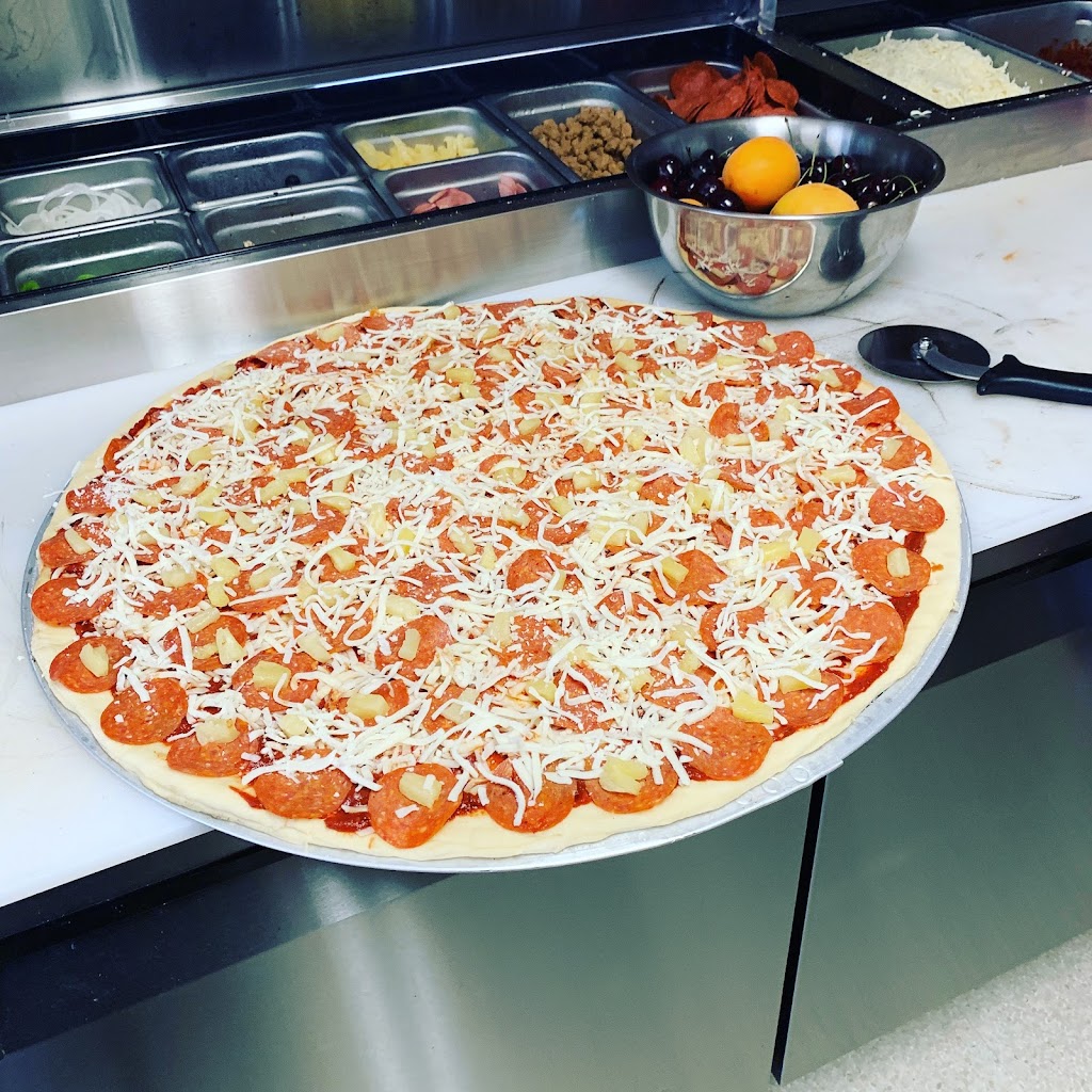 Rizza Pizza | restaurant | 1127 NE Hwy 20, Toledo, OR 97391, USA | 5416350228 OR +1 541-635-0228