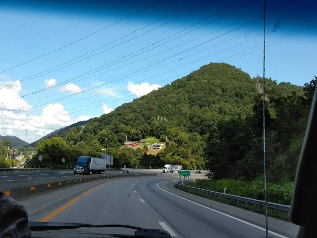 Cabin Creek Grill | restaurant | 389 Cabin Creek Rd, Cabin Creek, WV 25035, USA | 6812218011 OR +1 681-221-8011