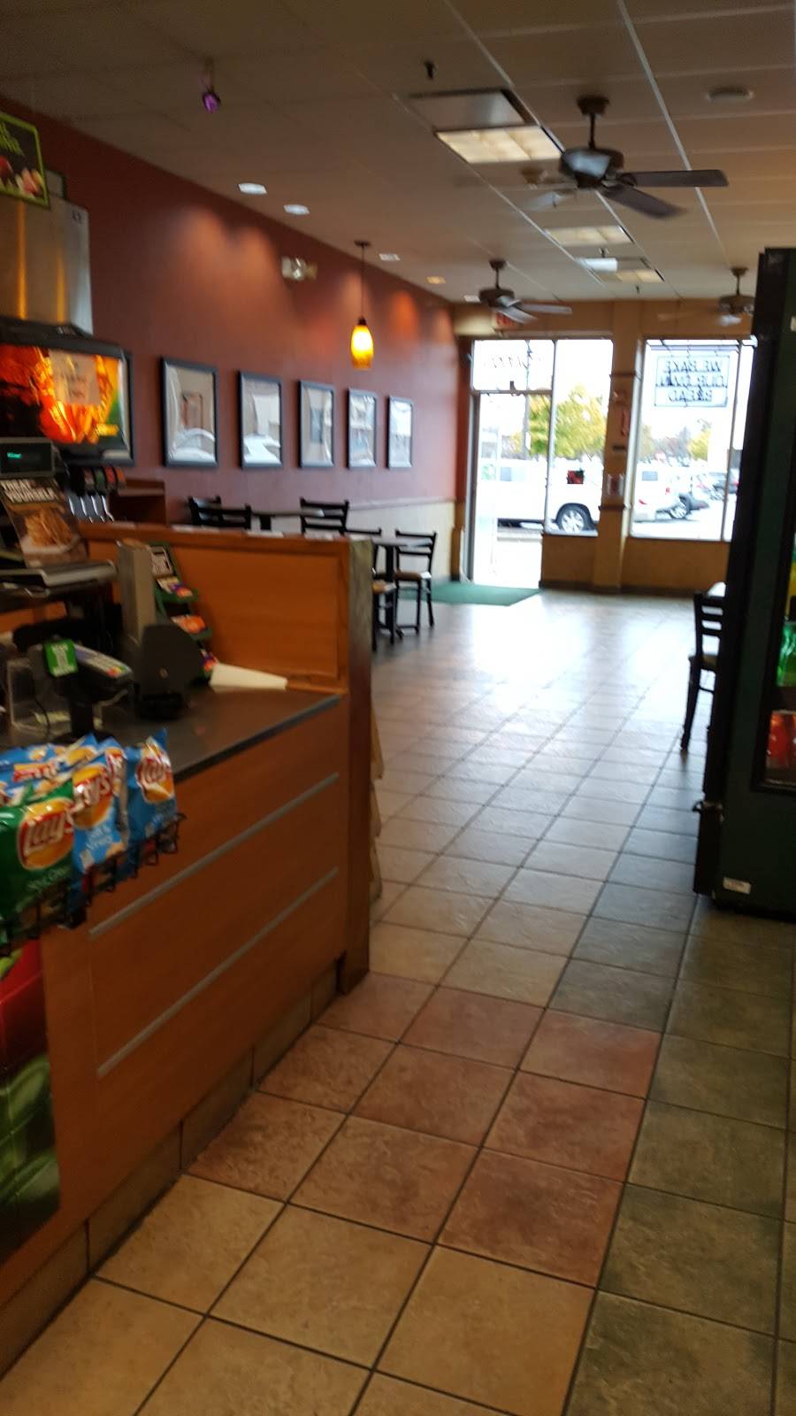 Subway | restaurant | Hub II Shopping Center, 168 Fulton Ave, Hempstead, NY 11550, USA | 5165654758 OR +1 516-565-4758