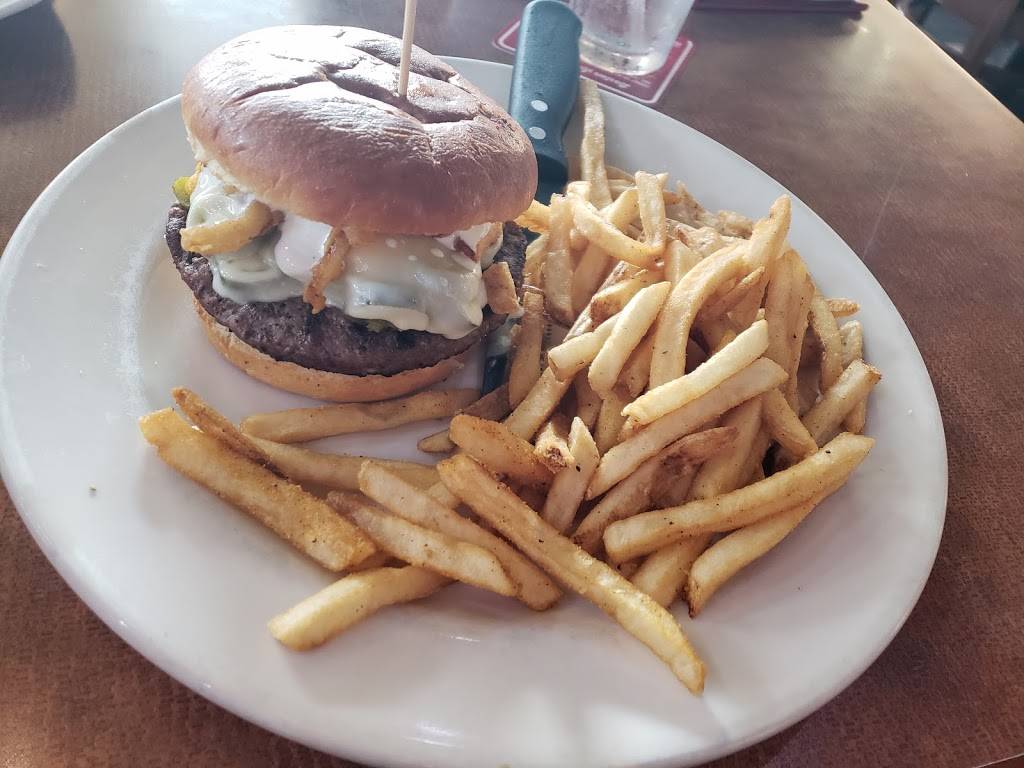 Bostons Restaurant & Sports Bar | restaurant | 13070 City Station Dr, Jacksonville, FL 32218, USA | 9047517499 OR +1 904-751-7499