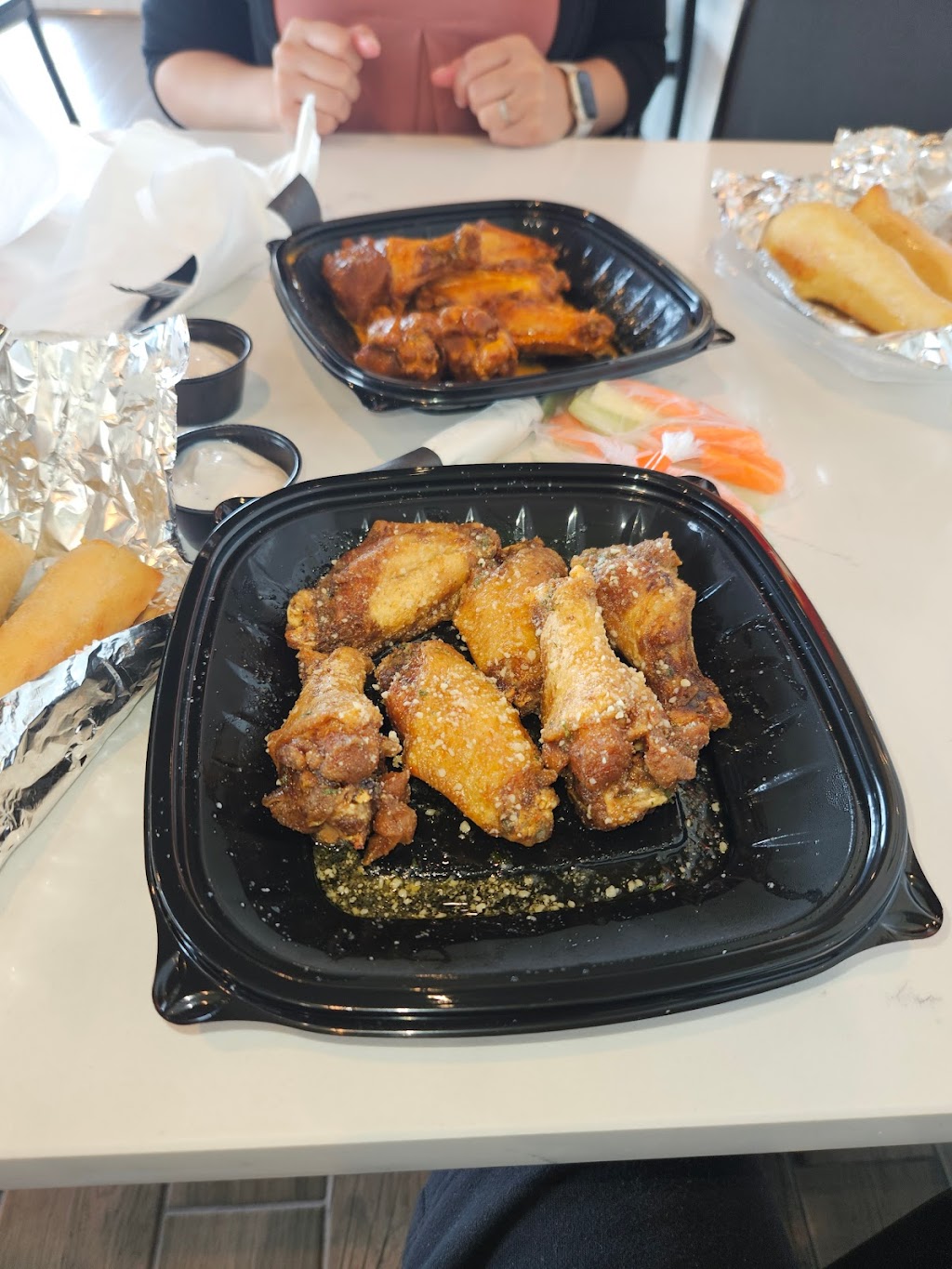 Epic Wings | restaurant | 17120 S Harlem Ave Suite C, Tinley Park, IL 60477, USA | 7087783824 OR +1 708-778-3824