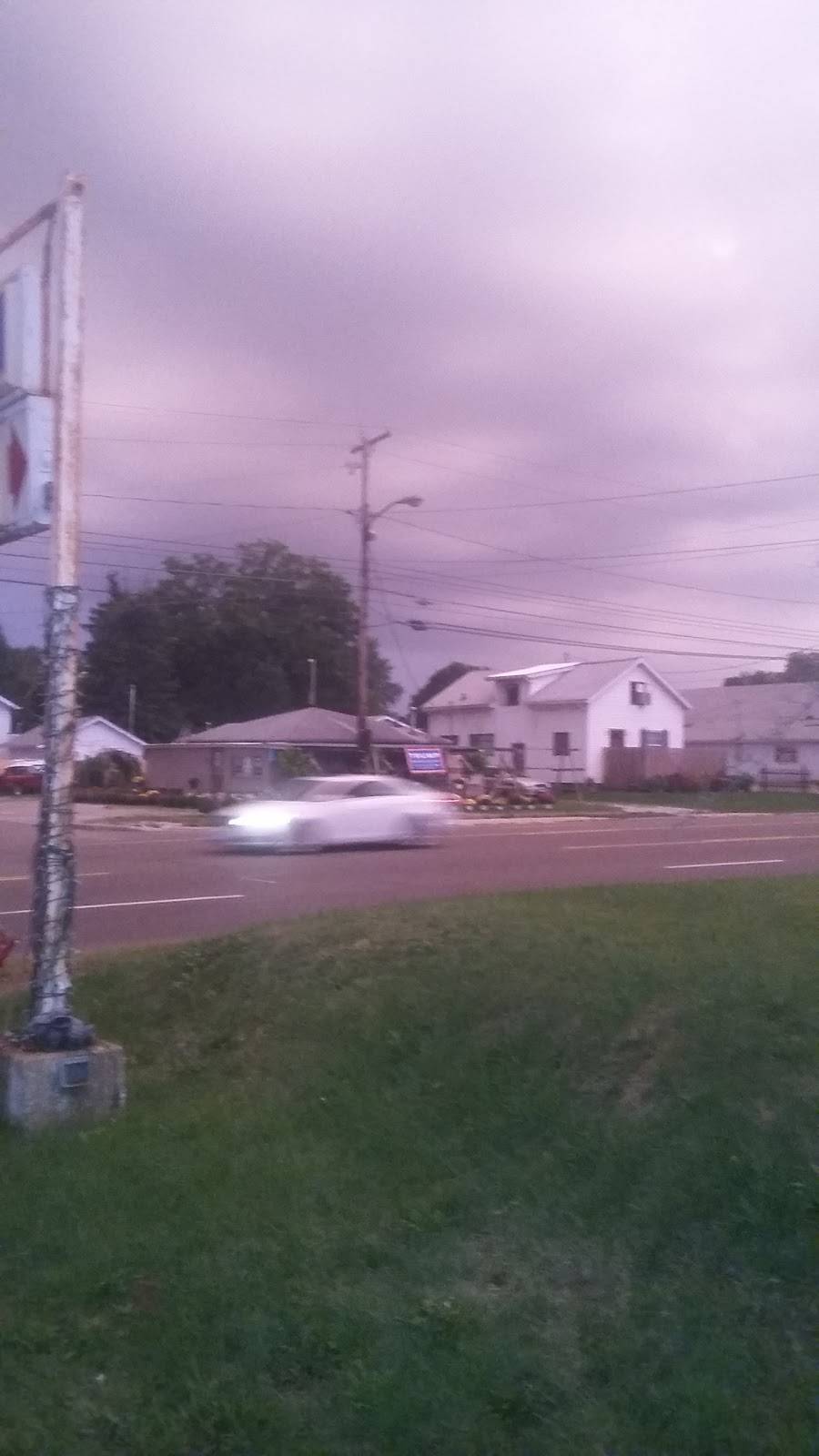 Jimmy Zs Pizza | restaurant | 3460 Lincoln Way E, Massillon, OH 44646, USA | 3308371100 OR +1 330-837-1100