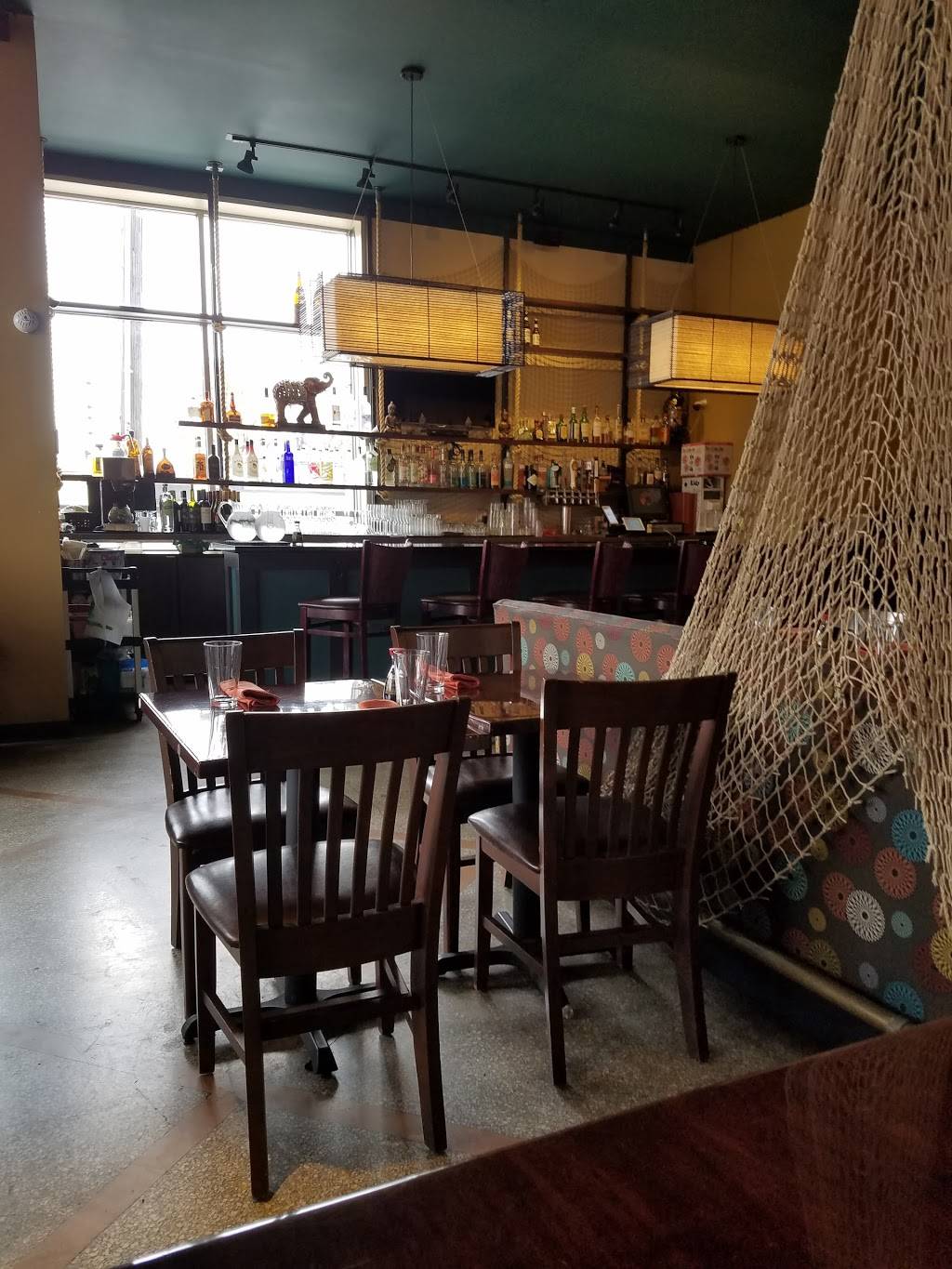 Soberfish | meal takeaway | 2627 E Franklin Ave, Minneapolis, MN 55406, USA | 6123542544 OR +1 612-354-2544