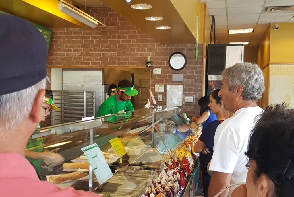 Subway | restaurant | 4502 S Peoria Ave, Tulsa, OK 74105, USA | 9187127827 OR +1 918-712-7827