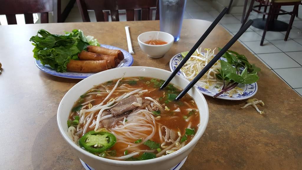 Restaurant Phuong Nga 2 | restaurant | 4016 54th St, San Diego, CA 92105, USA | 6195822642 OR +1 619-582-2642