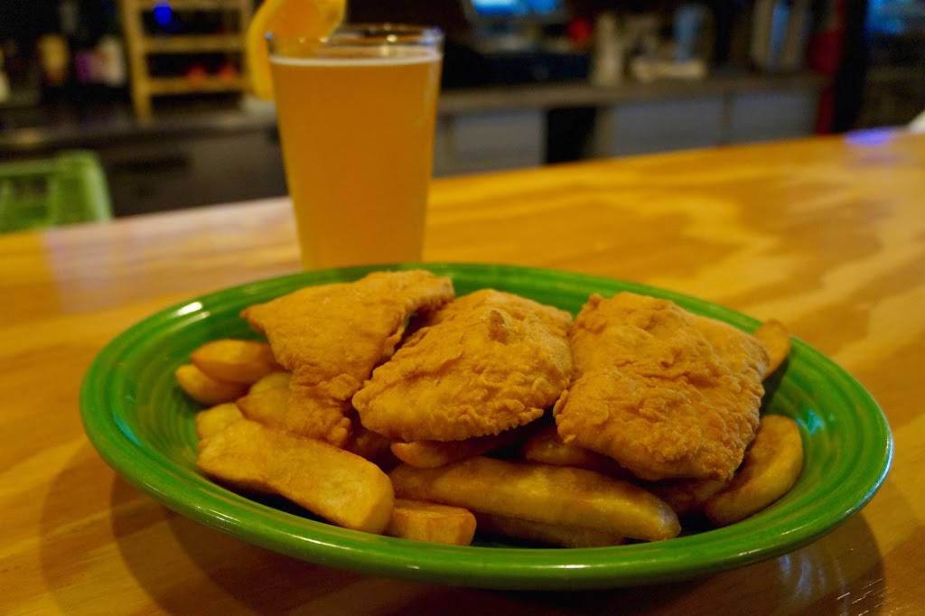 Rays Fish & Chips Restaurant | restaurant | 526 S Hunt Club Blvd, Apopka, FL 32703, USA | 4078622262 OR +1 407-862-2262