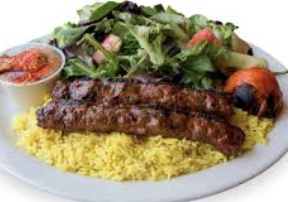 Villa Madina | restaurant | 100 City Centre Dr, Square One Dr, Mississauga, ON L5B 2C9, Canada | 9052763866 OR +1 905-276-3866