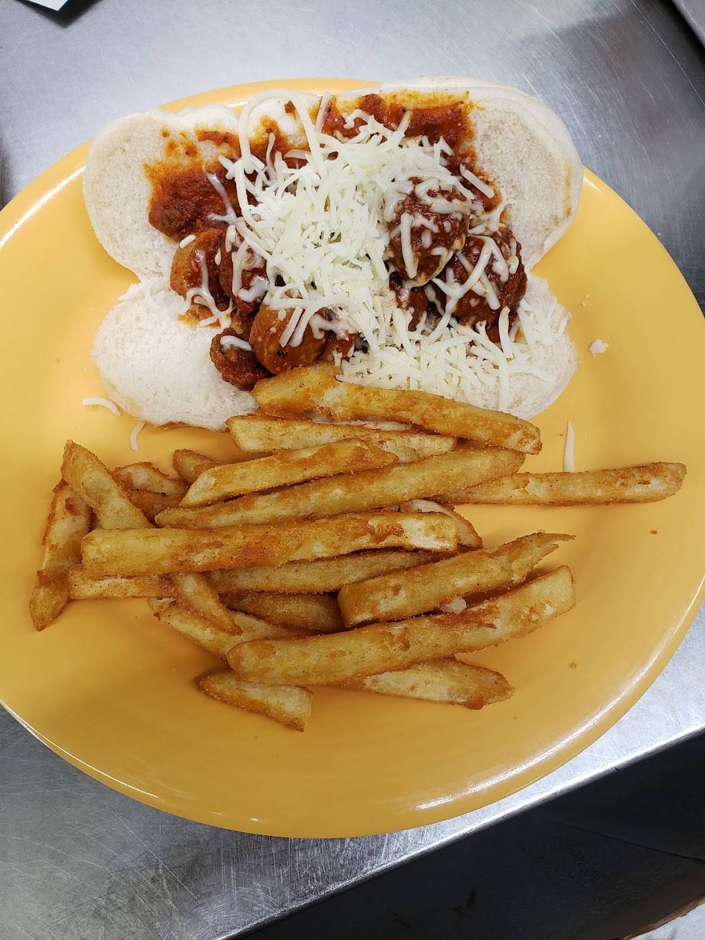 Southern Roots Grille | restaurant | 552 East Ocean Rd, NC-50, Holly Ridge, NC 28445, USA | 9108030773 OR +1 910-803-0773