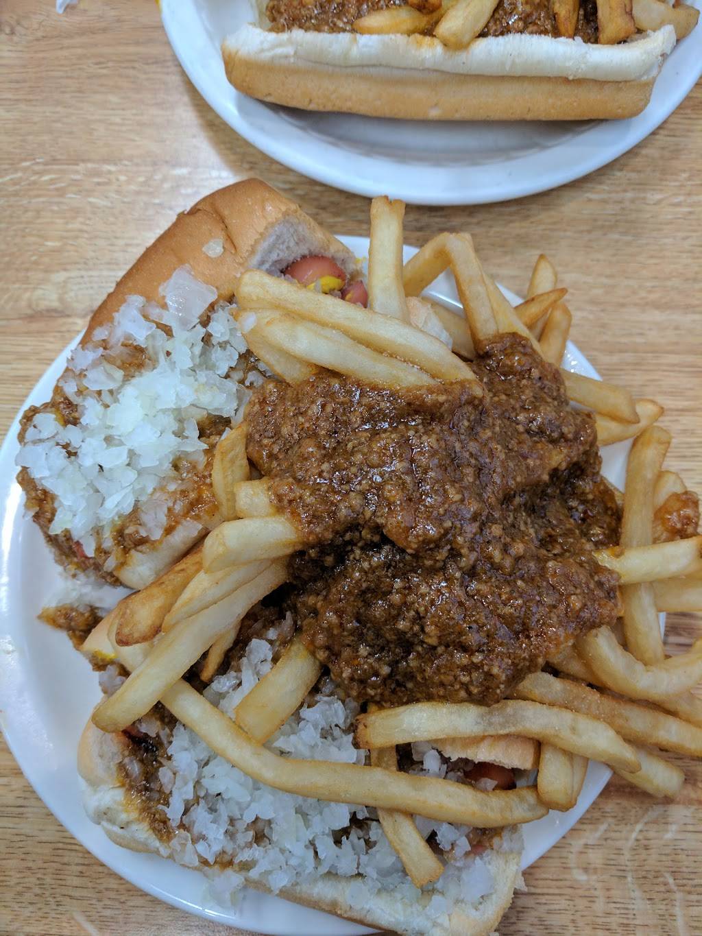 Famous Hot Weiner North Inc | restaurant | 160 Dart Dr, Hanover, PA 17331, USA | 7176322424 OR +1 717-632-2424