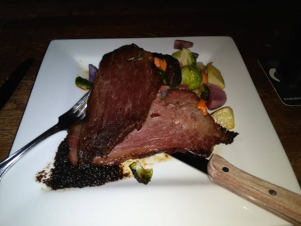 Doyles Public House | restaurant | 208 St Helens Ave, Tacoma, WA 98402, USA | 2532727468 OR +1 253-272-7468