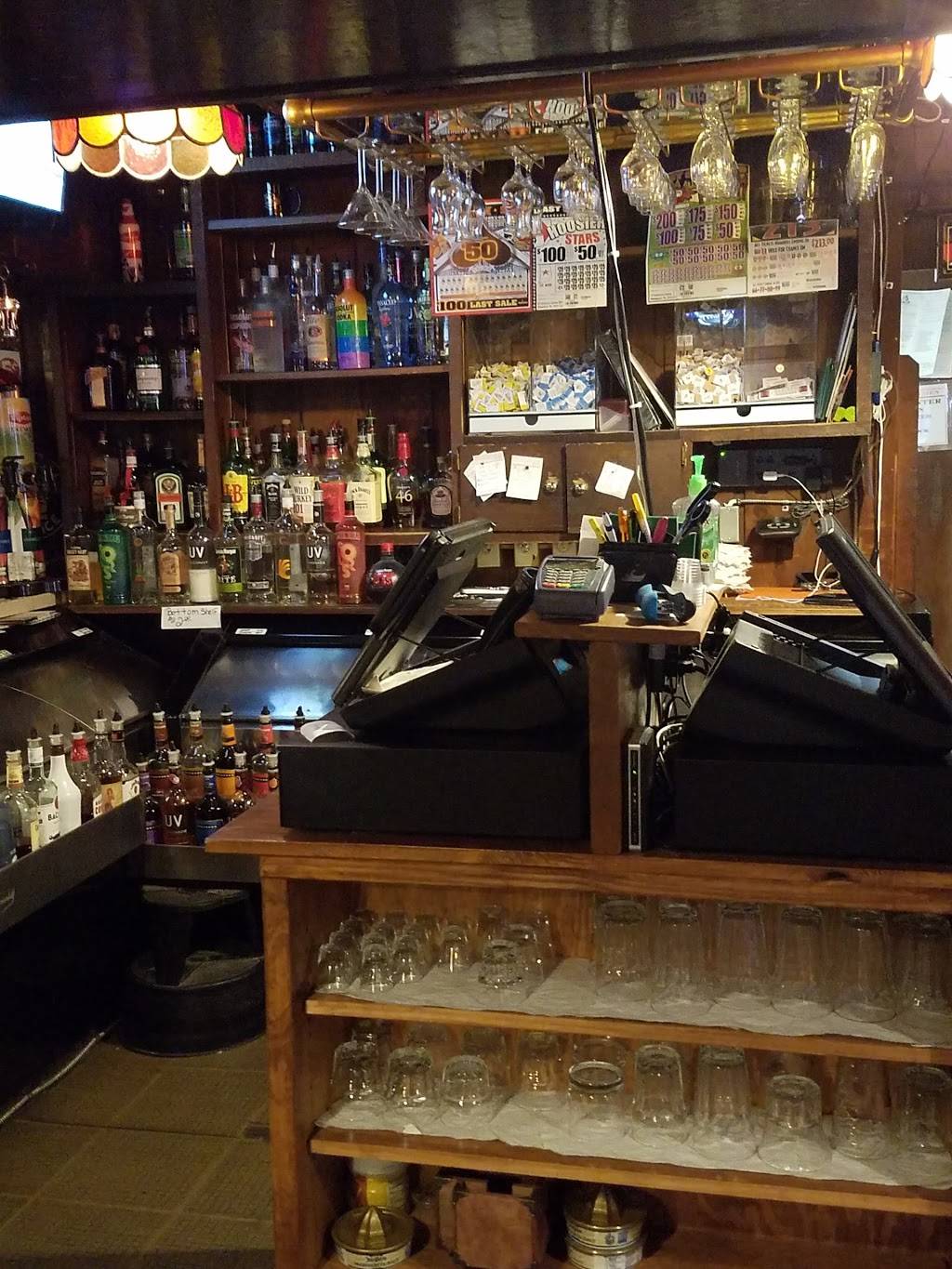 Cheers | restaurant | 3823 N Broadway Ave, Muncie, IN 47303, USA | 7652167013 OR +1 765-216-7013