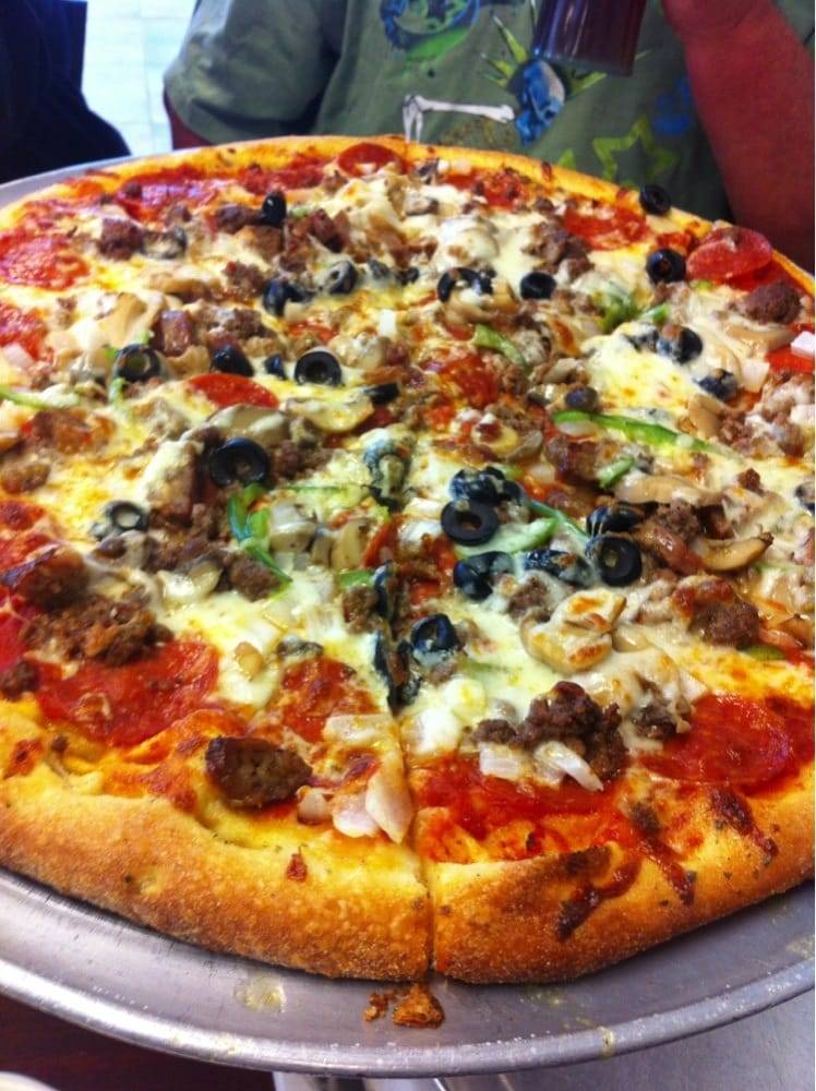 Napolis Pizza Cuisine | restaurant | 5624 Arlington Rd, Jacksonville, FL 32211, USA | 9047451500 OR +1 904-745-1500