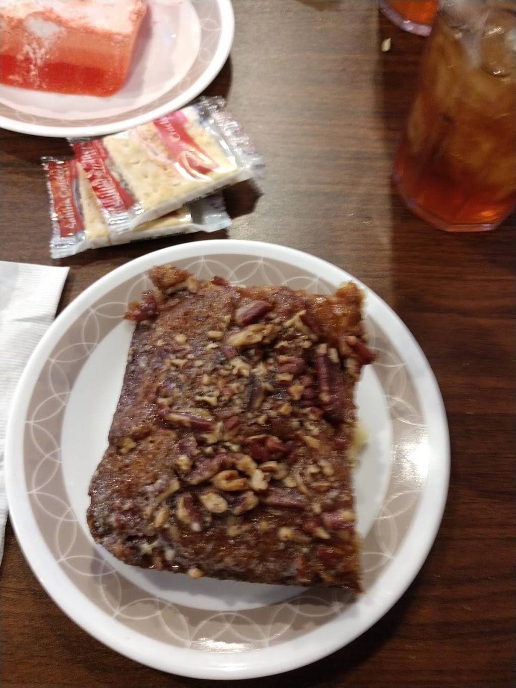 Cummins Restaurant | restaurant | 400 Riverside Dr, East Peoria, IL 61611, USA | 3099664645 OR +1 309-966-4645