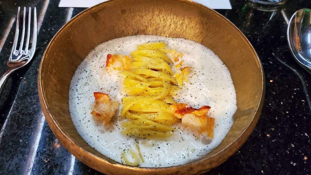 Mugen | restaurant | 2452 Kalakaua Ave, Honolulu, HI 96815, USA | 8083772246 OR +1 808-377-2246