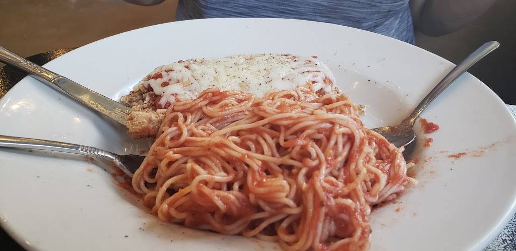 Deckers LH Grill | restaurant | 493 S Lakeview Dr, Lake Helen, FL 32744, USA | 3862284289 OR +1 386-228-4289