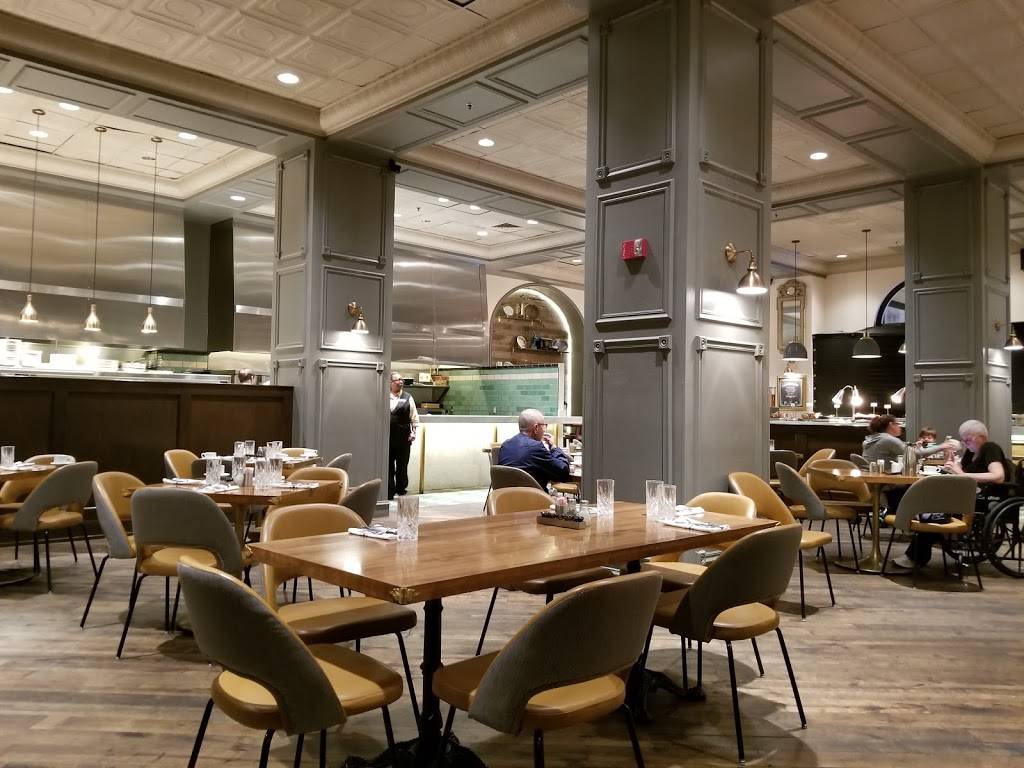 The Preston | restaurant | 212 N. Kingshighway Blvd, St. Louis, MO 63108, USA | 3146337800 OR +1 314-633-7800