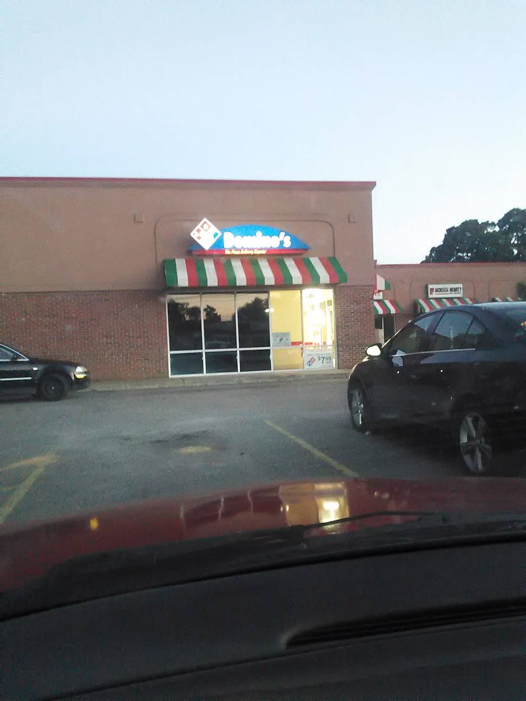 Dominos Pizza | meal delivery | 311 Harris Ave, Raeford, NC 28376, USA | 9108482007 OR +1 910-848-2007