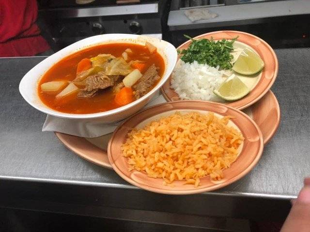 Restaurante Casa Noble | restaurant | 421 S Grand Ave, Waukesha, WI 53186, USA | 2623499250 OR +1 262-349-9250