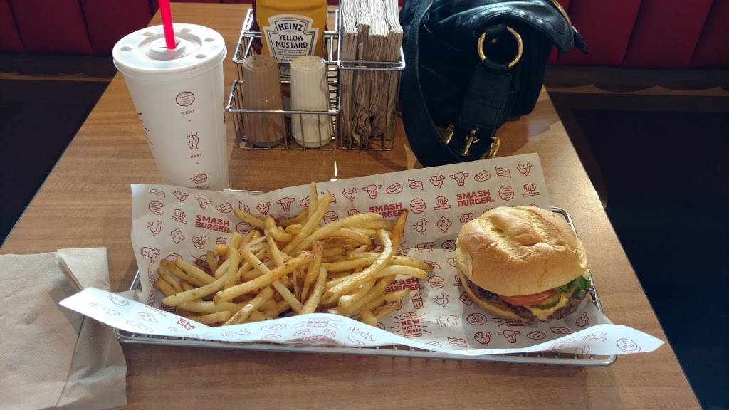Smashburger | restaurant | 1094 N Colony St, Wallingford, CT 06492, USA | 2037418750 OR +1 203-741-8750