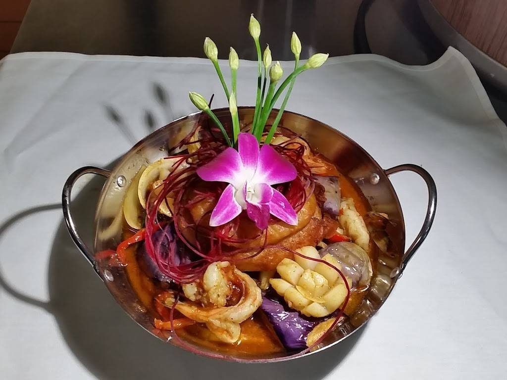 Thai River | restaurant | 35 E Washington St a, Petaluma, CA 94952, USA | 7075595361 OR +1 707-559-5361