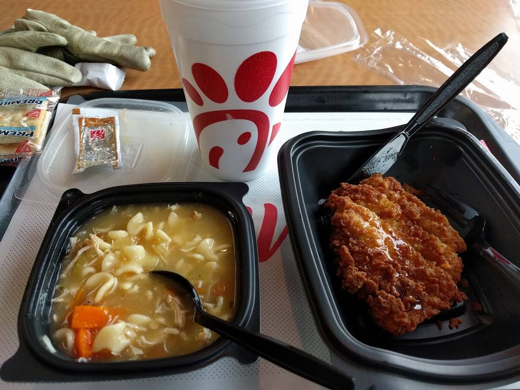 Chick-fil-A | restaurant | 5303 N Belt Hwy, St Joseph, MO 64506, USA | 8162325500 OR +1 816-232-5500