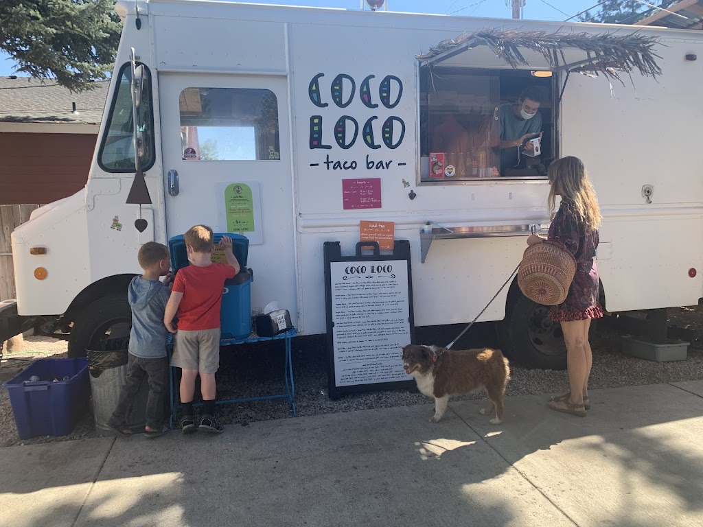 Coco Loco Taco Bar | restaurant | 223 E Hood Ave, Sisters, OR 97759, USA | 4588998125 OR +1 458-899-8125