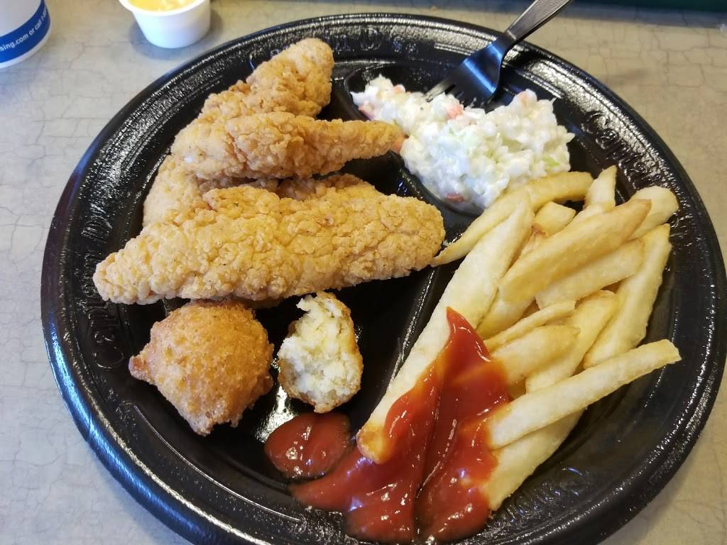 Captain Ds | restaurant | 1231 Hwy 70 SW, Hickory, NC 28602, USA | 8283288005 OR +1 828-328-8005