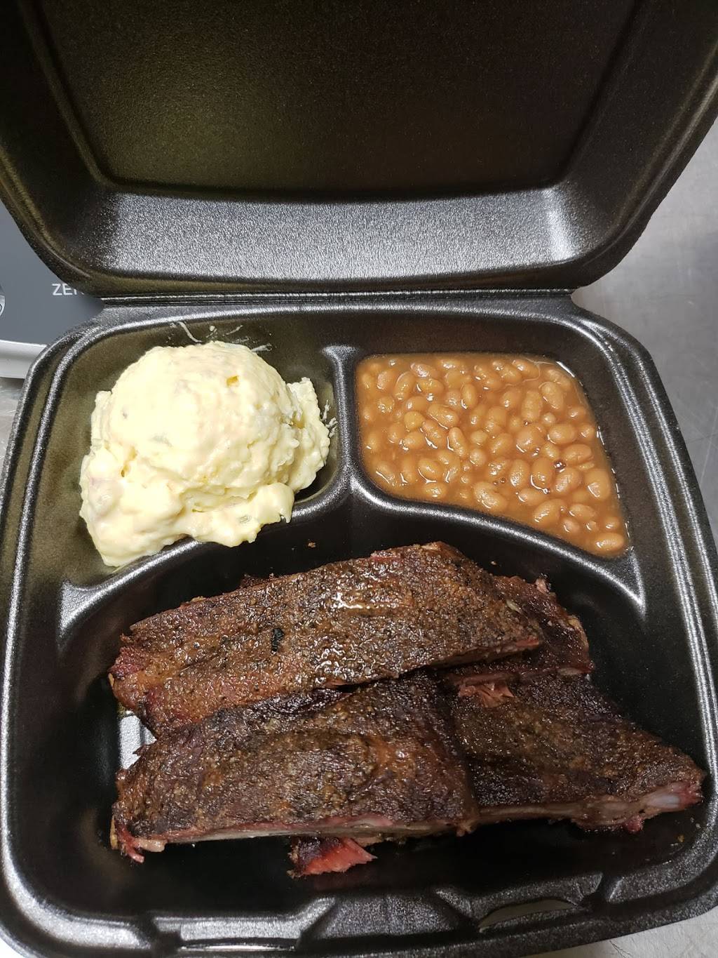 Ray’s Bar-B-Q | restaurant | 118 S Cockrell Hill Rd Ste 110, DeSoto, TX 75115, USA | 9722237297 OR +1 972-223-7297